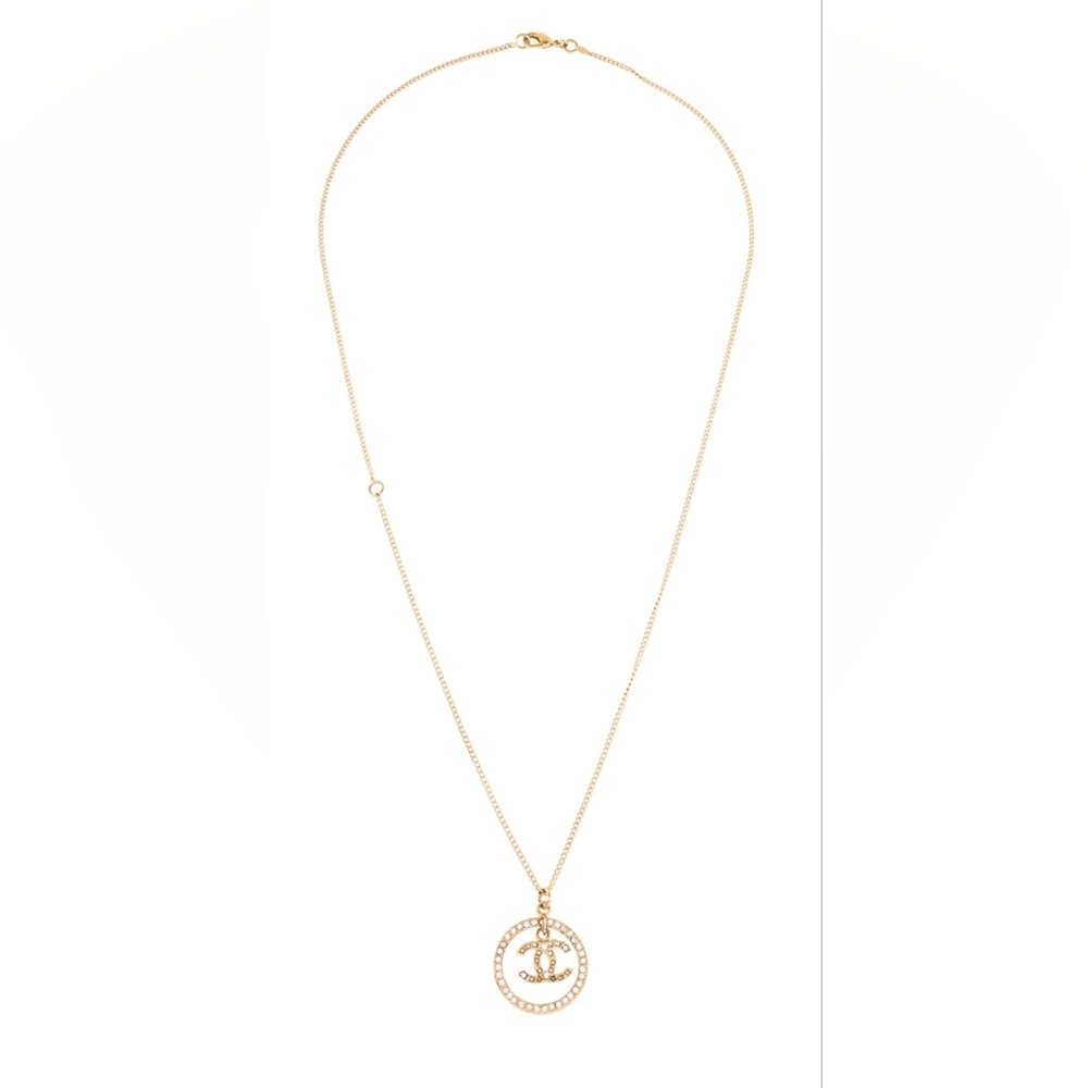 ✨ CHANEL Crystal Necklace ✨ - Picture 7 of 8